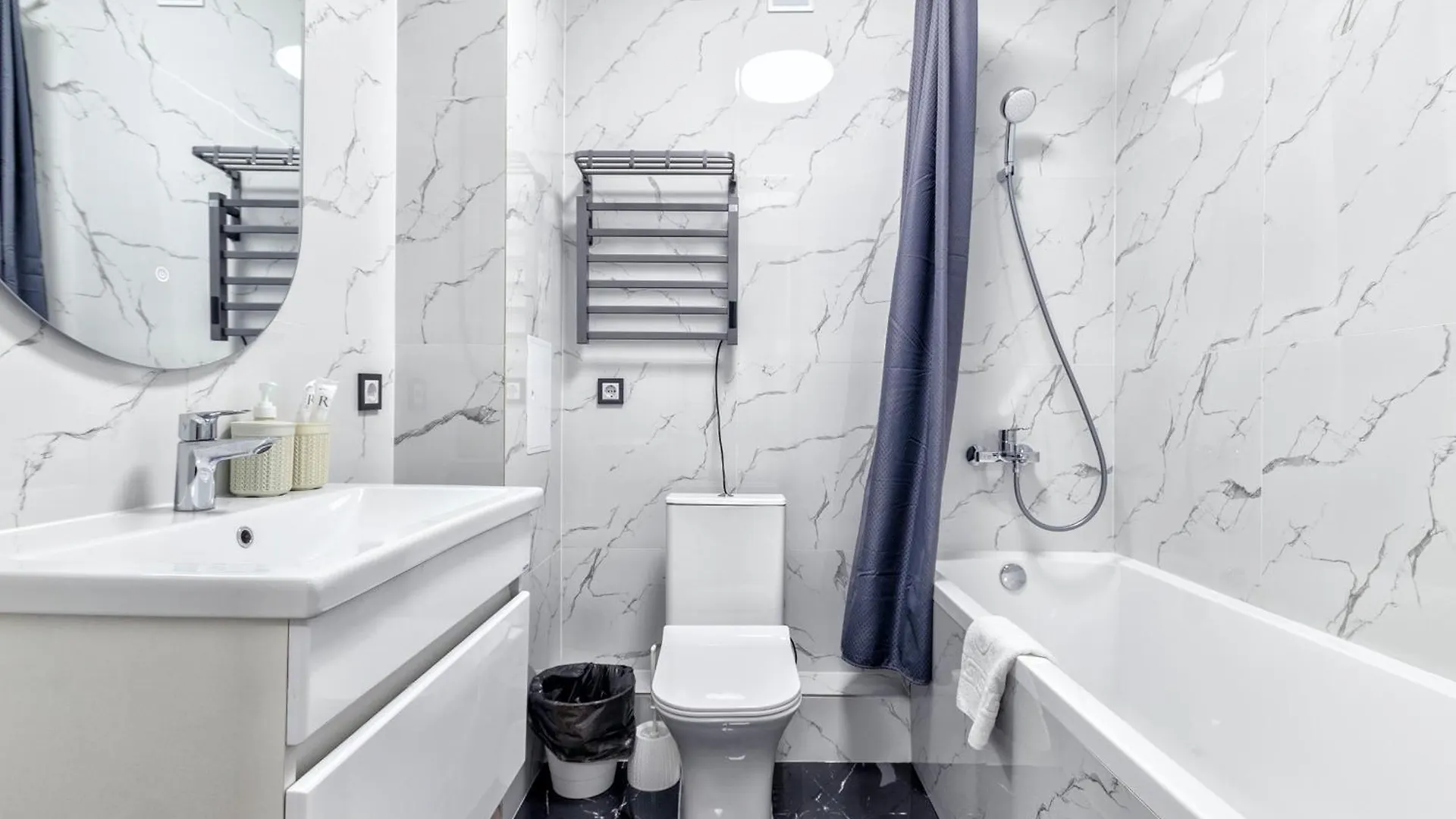 Raisson Aparthotel Am 55 Хан Шатыр Astana